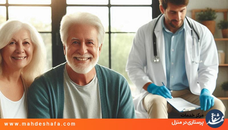 ویزیت-پزشک-برای-بیمار-مبتلا-به-درد-مزمن