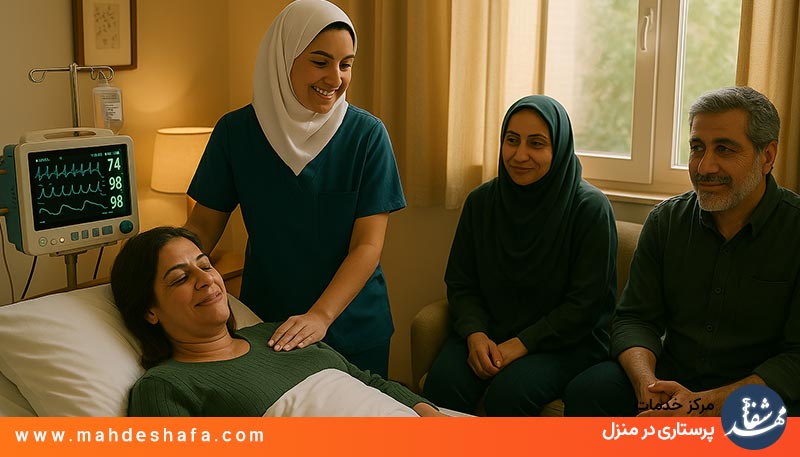 پرستار-آموزش‌دیده-بخش-CCU-در-حال-چک-کردن-علائم-حیاتی-بیمار-در-خانه
